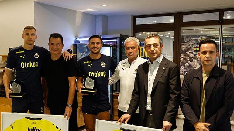 Fenerbahçeden ayrılan Dzekoya sürpriz talip Transfer görüşmesi yaptılar