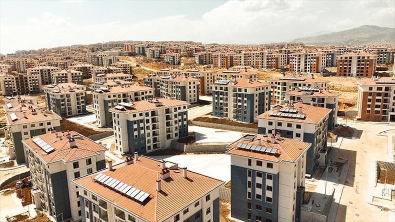 Bakan Kurum: Dağları deldik yeni bir şehir kurduk