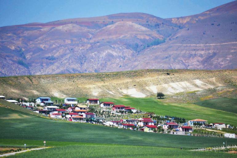 İzinsiz yapılan binlerce yapı için yıkım kararı verildi... Tarım alanlarında ‘hobi’ temizliği