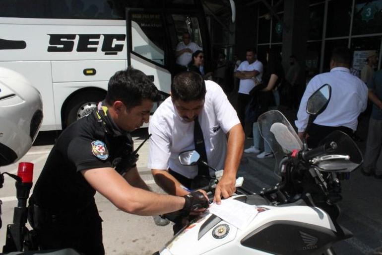  Araç terminale gelince şoför neye uğradığını şaşırdı | Mecbur kaldım