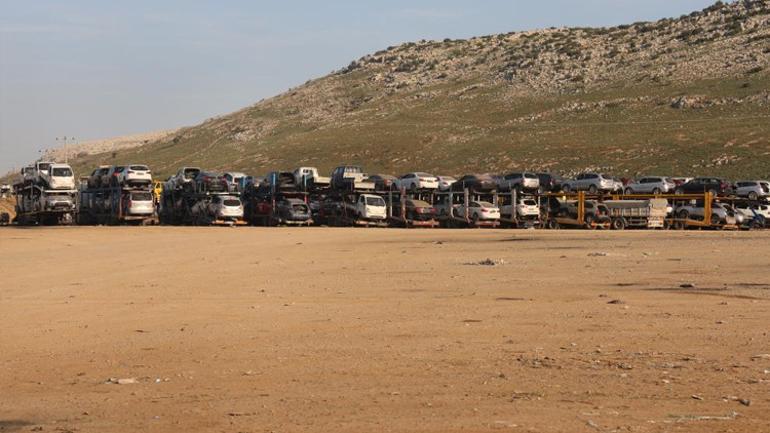 İkinci el, birinci umut Savaşın izlerini silen araçlar Suriye yolunda