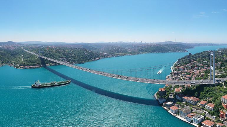 Bayramda Türkiyedeki araçların yarısı yola çıktı