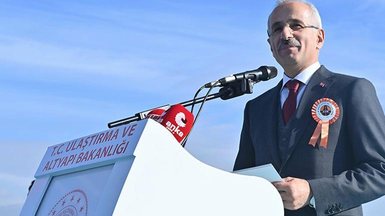 Bayramda Türkiyedeki araçların yarısı yola çıktı