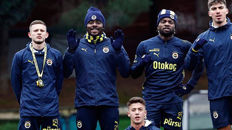 Fenerbahçe’den ayrılan Osayi Samuel Beşiktaş’a transfer oluyor