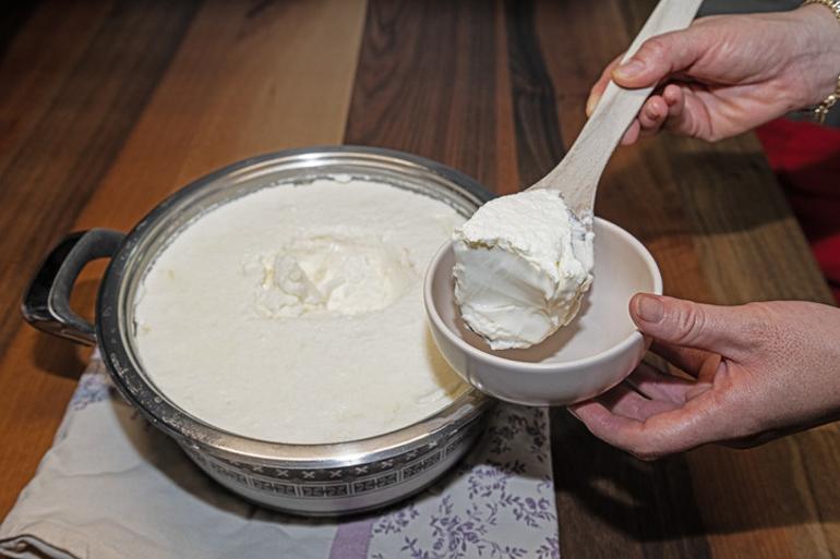 Etkisi inanılmaz: Sadece 1 su bardağı inek sütü riski yüzde 17 azaltıyor Süt ürünlerinin hangisi neye faydalı