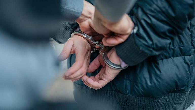 İranda MOSSAD avı 5 kişi tutuklandı
