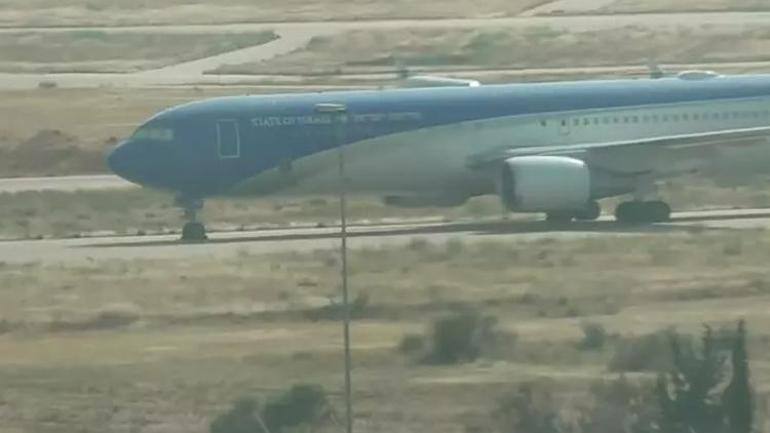 Netanyahu Yunanistan’a mı kaçtı İşte Atinaya inen o uçak... CNN Türk Wings of Zionu görüntüledi
