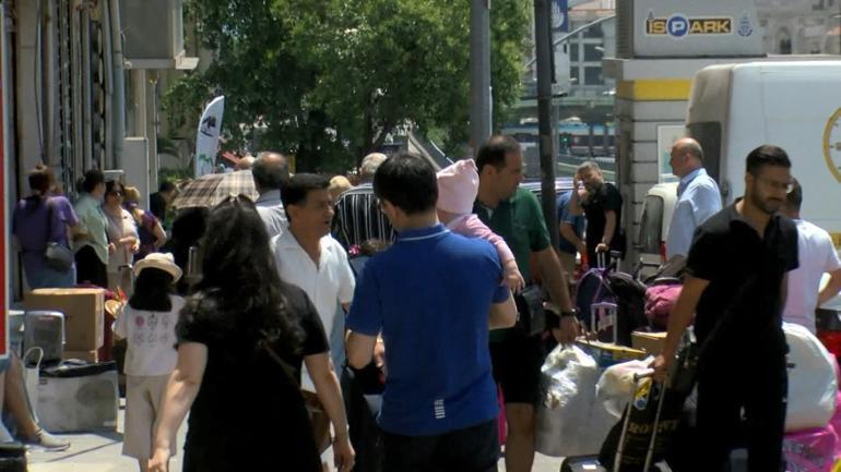 Savaşın ardından valizleriyle otogarlara koştular... Ek seferler başladı: Otobüsle yola koyuldular