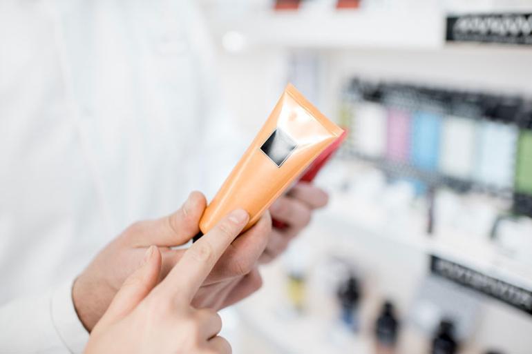 Güneş koruyucular gerçekten yaz kış kullanılmalı mı Cilt sorunlarına neden olur mu Her güneş koruyucu ‘korur’ mu 7 SORU 7 YANIT