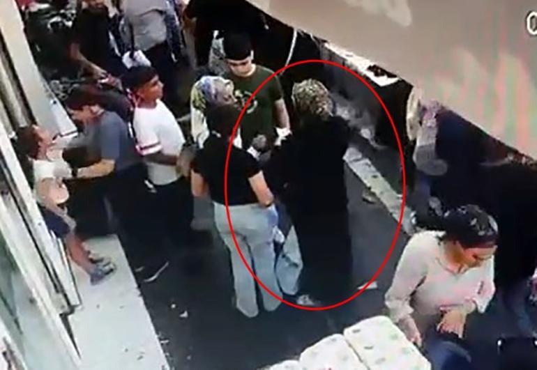 Pazarda alışveriş yapan kadını hedef aldı, Görünce dayanamadım dedi