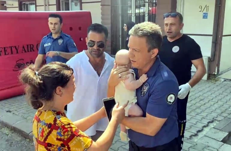 Sen nasıl bir babasın Eşine öfkelendi, hıncını 4 aylık bebeğinden çıkarmaya kalktı