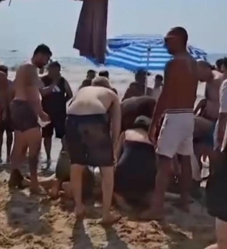 Denize giren 2 kişi boğuldu