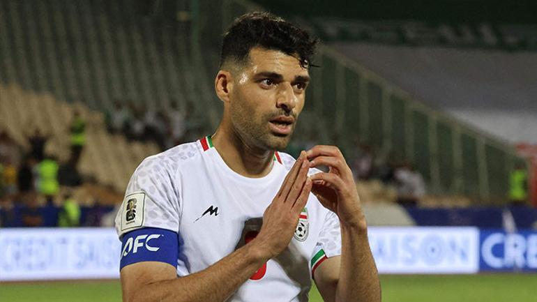 Beşiktaş, Mehdi Taremi ve Raheem Sterlingi transfer etmek üzere