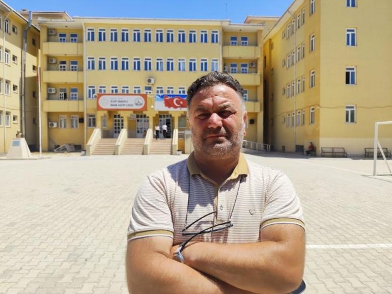 Yanlışlığı sınav sırasında fark etti, dünyası başına yıkıldı 1 yıllık emeği heba oldu... Görevliler hakkında dava açtı