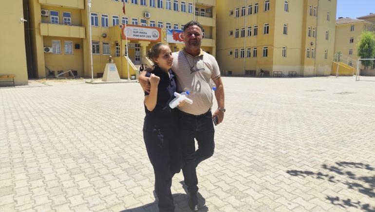 Yanlışlığı sınav sırasında fark etti, dünyası başına yıkıldı 1 yıllık emeği heba oldu... Görevliler hakkında dava açtı