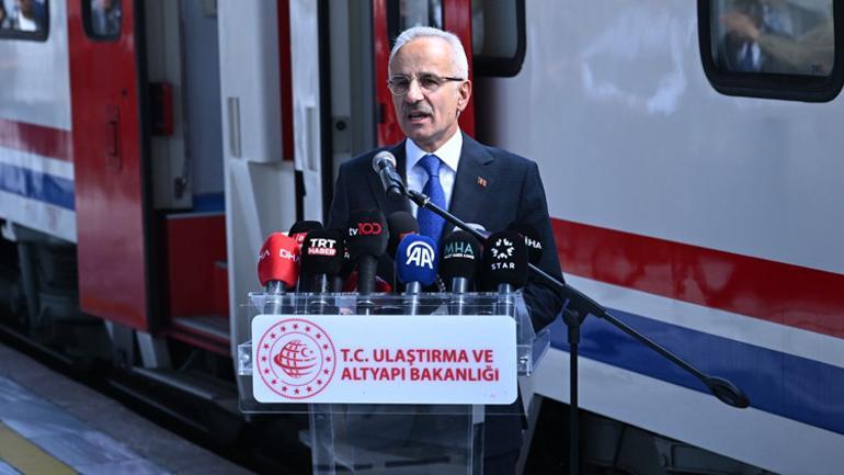 Bakan Uraloğlu: Van-Tahran seferleri devam ediyor