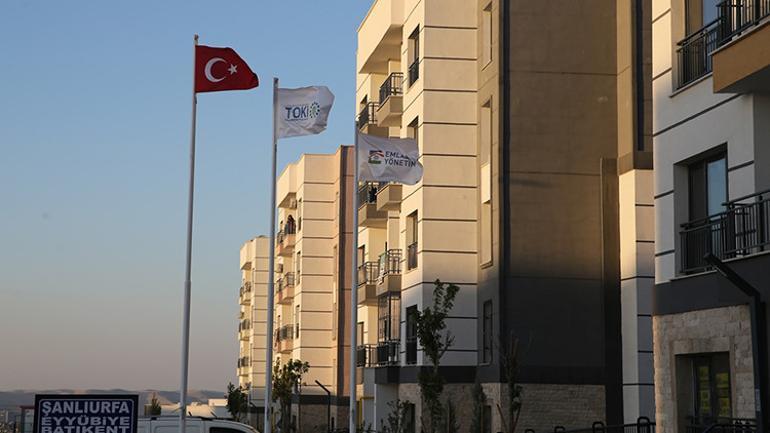 8 bin 766 deprem konutu daha hak sahiplerine teslim edildi