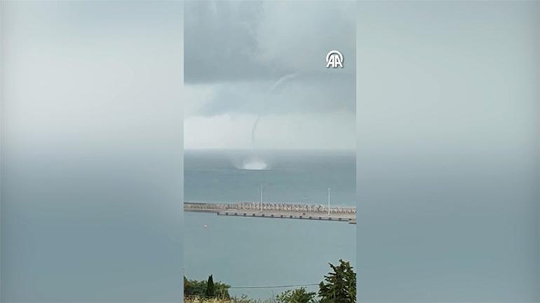 Yarın 22 ile çok kuvvetli sağanak geliyor Meteoroloji alarm verdi Yağış beklenen iller açıklandı