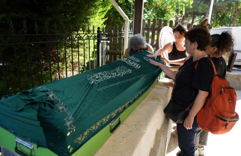 Kurtlar Vadisi dizisinin Kibritçi Cevat’ı Şekip Taşpınar son yolculuğuna uğurlandı