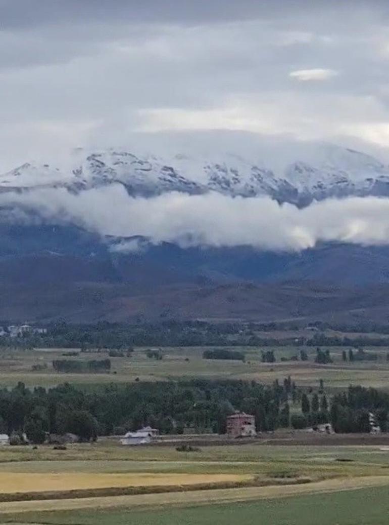 Bir ilimize lapa lapa kar yağdı Temmuz ayında kar sürprizi