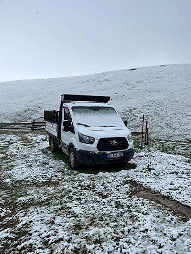 Üç ilimize lapa lapa kar yağdı Temmuz ayında kar sürprizi
