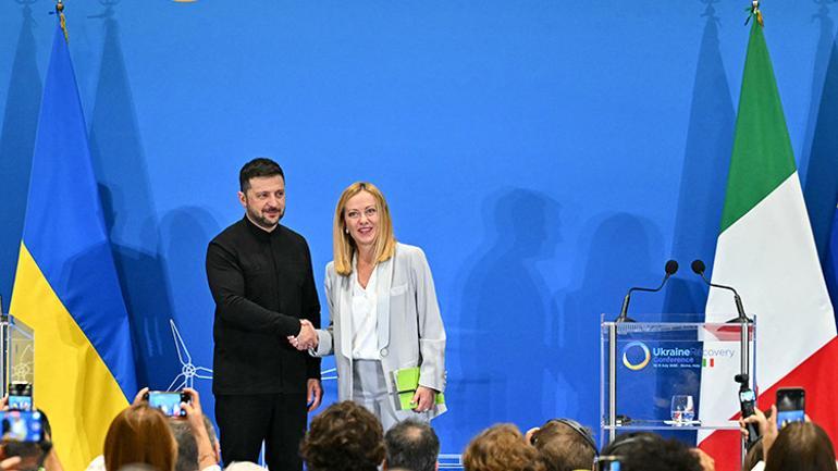 Arnavutluk lideri Edi Rama bir kez daha Meloni karşısında diz çöktü