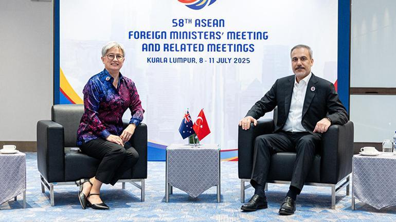 Dışişleri Bakanı Hakan Fidandan peş peşe diplomatik temaslar