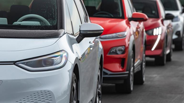 Elektrikli sosyal medyada hibrit aramada lider: Türkiye’de otomotivin ‘onlıne’ nabzını tutan araştırma yayınlandı