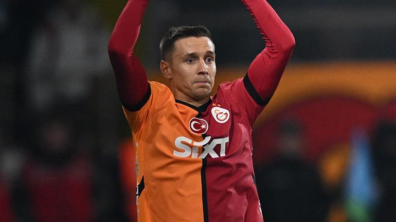 Galatasarayda 3 ayrılık birden Osimhen sonrası vize çıktı