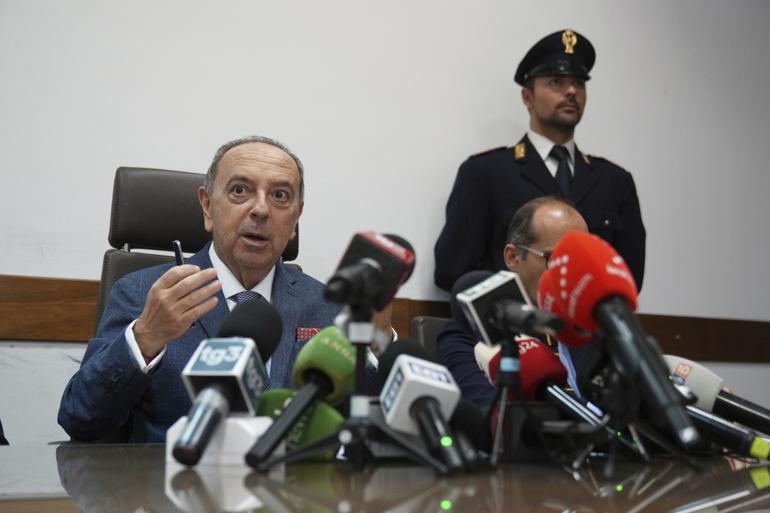 Şehrin göbeğinde iki cansız beden bulunmuştu... Korkunç gerçek bir televizyon programı sayesinde ortaya çıktı