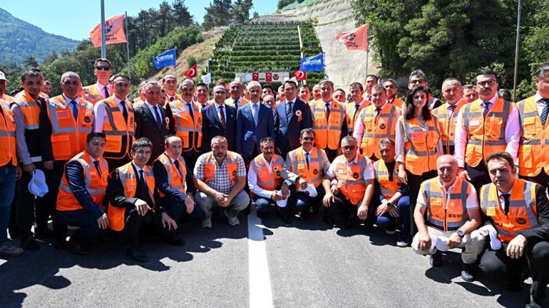 Türkiyenin en zorlu tünellerinden Doğancı Tüneli hizmete açıldı