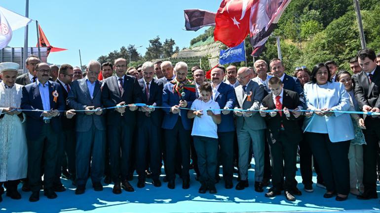 Türkiyenin en zorlu tünellerinden Doğancı Tüneli hizmete açıldı