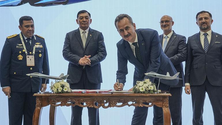 Son dakika... KAAN için tarihi gün İmzalar IDEFte atıldı