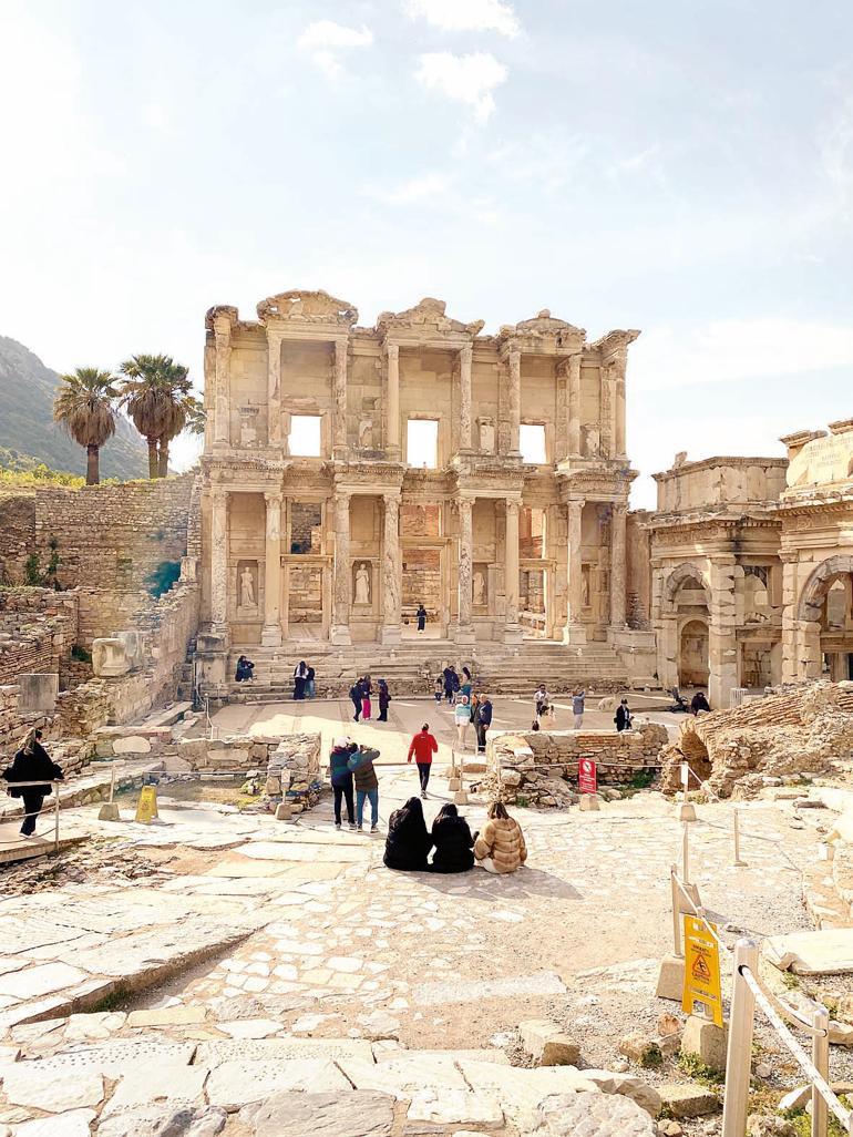 Zorlu 6 ayda ‘gelir’ rekoru