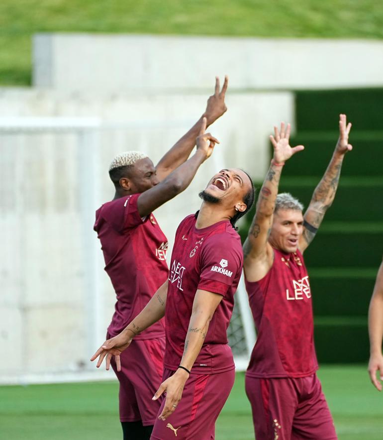 Galatasarayda Victor Osimhen sahaya indi