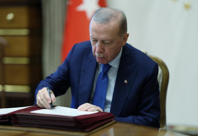 YAŞ kararları açıklandı: Yeni Genelkurmay Başkanı Selçuk Bayraktaroğlu oldu