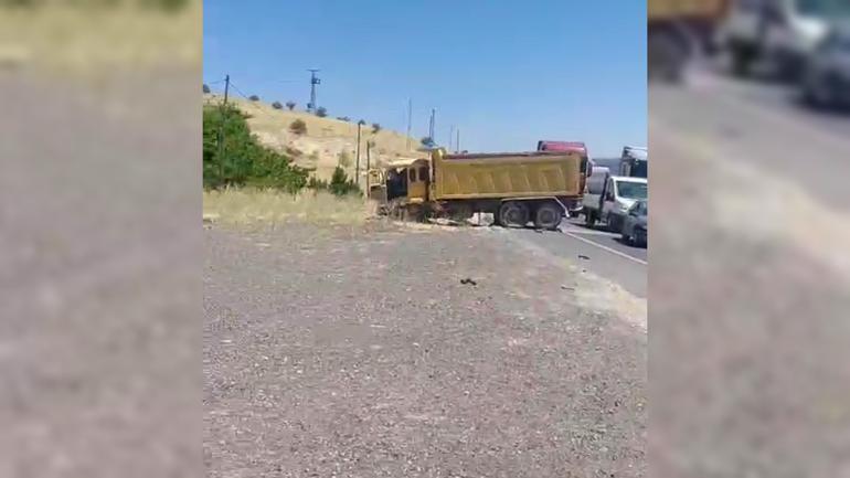 Sürürcü Ve Eşi Trafik KAZASAINDA Hayatini Kaybetti