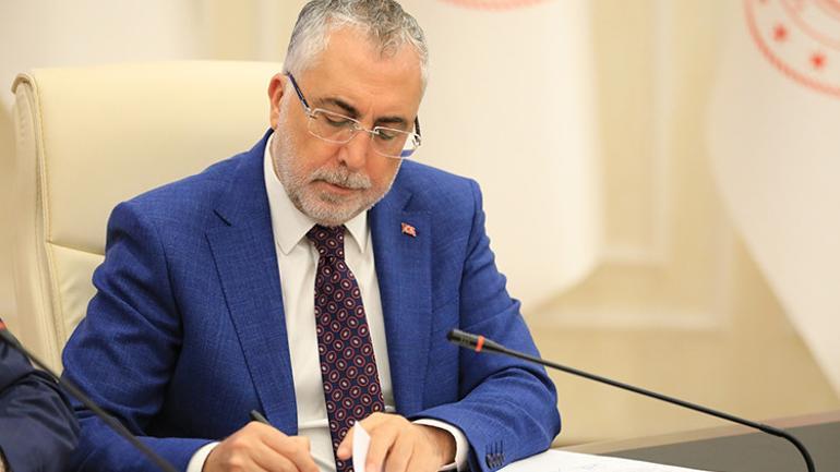 Bakan Vedat Işıkhan: Memur zammı kararı hakem kurulunda