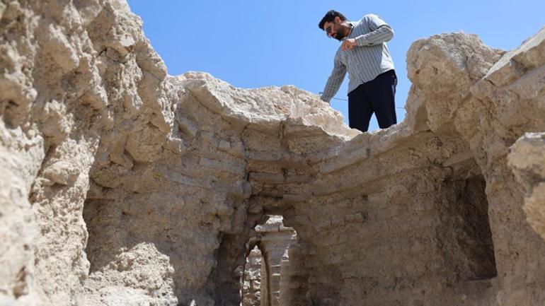 Fidan dikerken 1700 yıllık hamam buldu Kentin tarihi değişiyor