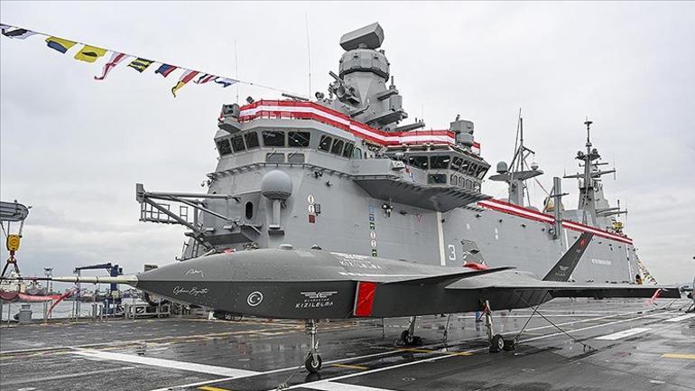 İşte dünyanın ilk SİHA gemisi TCG Anadolu... Türk Ordusu dünyanın her yerine müdahale edebilir