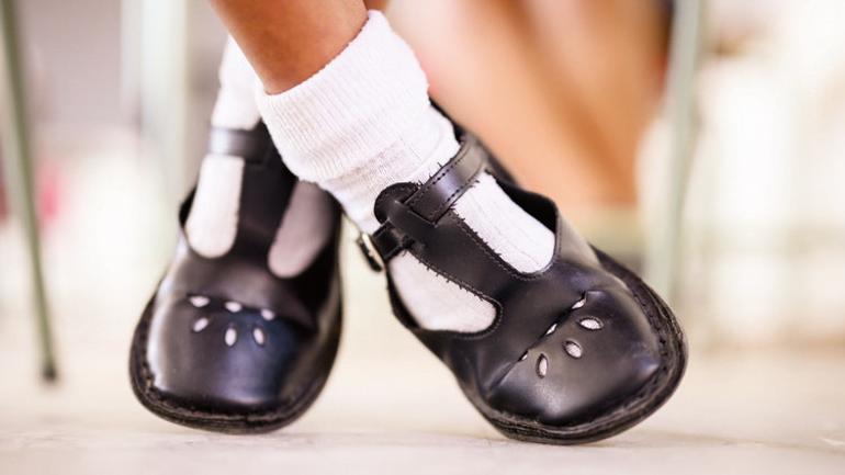 Okullara deri ayakkabı kriteri... Tek tip kıyafetlerin ardından gelecek yıldan itibaren deri ayakkabı uygulaması da başlıyor