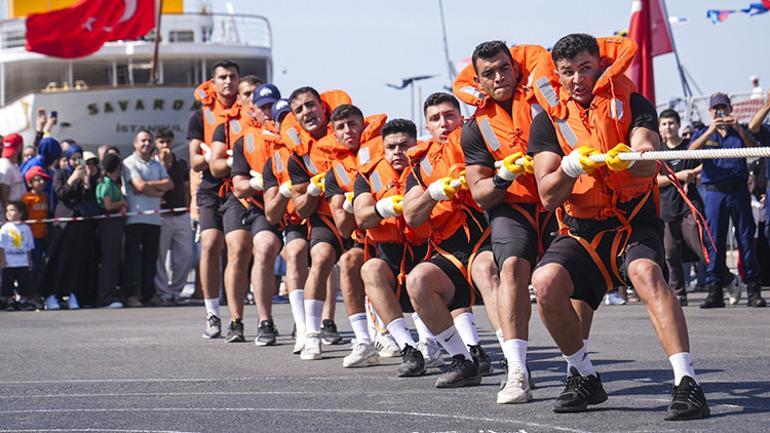 TEKNOFEST Mavi Vatana büyük ilgi TCG Anadoluya akın ettiler