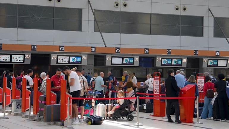 Her 2 yolcudan biri İstanbul’daki havalimanlarını kullandı