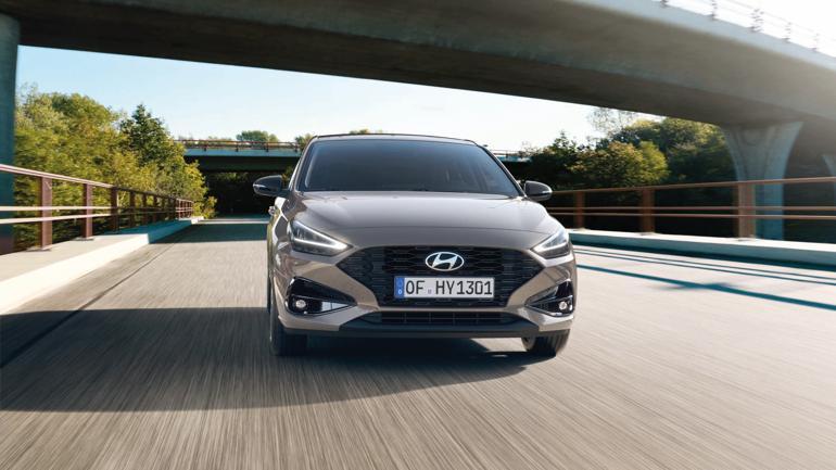 Yıl sonunda toplam devir sayısının 11 milyona yaklaşması bekleniyor... 2. el araç pazarı rekora koşuyor