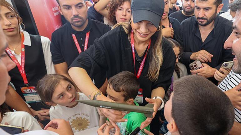 TEKNOFESTte Demirören standına yoğun ilgi