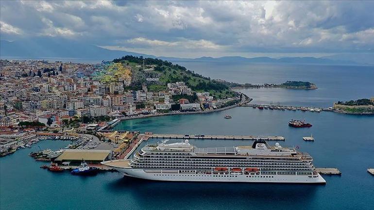 Kruvaziyer turizminde tarihi rekor Bakan Ersoy duyurdu