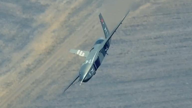 KIZILELMA, orta irtifaya mühür vurdu AKINCI takip etti