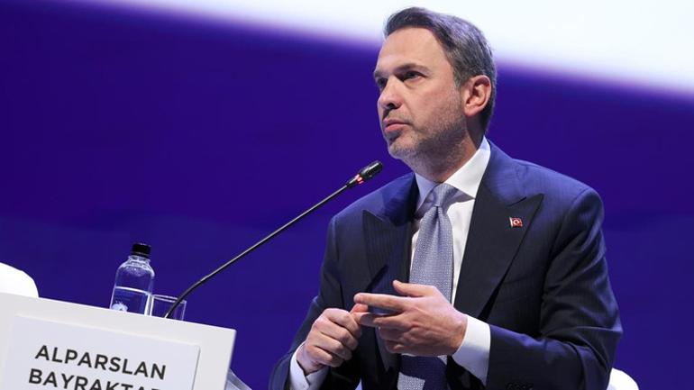 Bakan Bayraktar’dan Rusya’da doğal gaz mesajı: Türkiye için hayati öneme sahip
