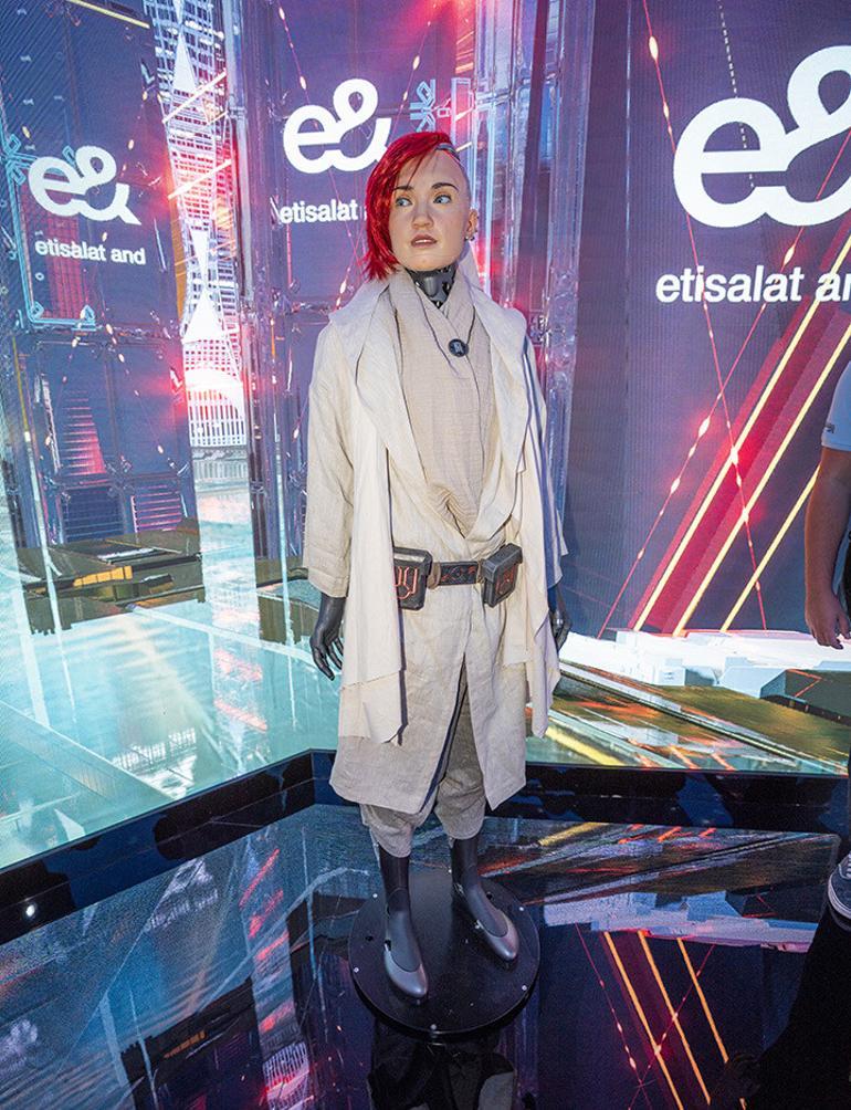 Yapay zeka devrimi: İnsansı robotlar artık daha insan