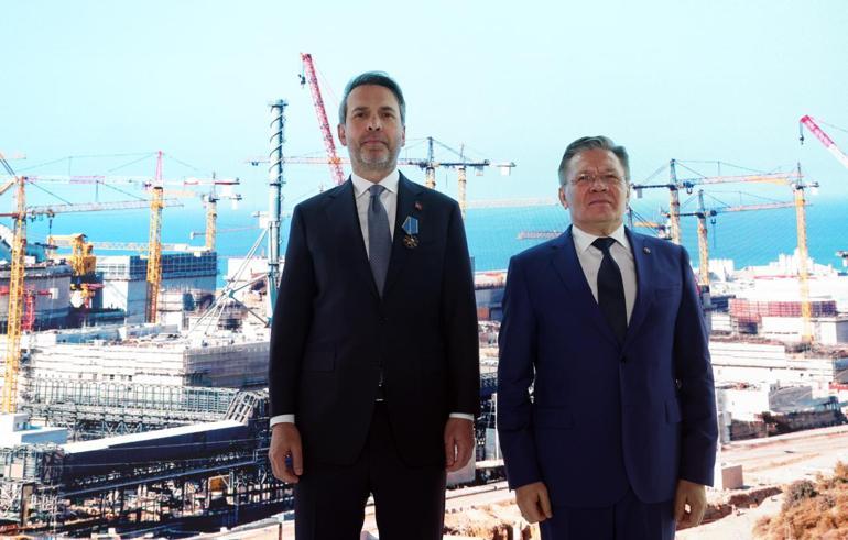 Bakan Bayraktar Rusya’da konuştu: Jeopolitik gerilimlere karşı ‘Türk Yolu’